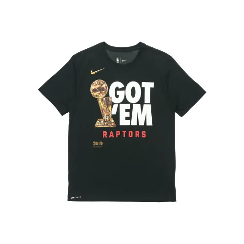 Мужские футболки Nike