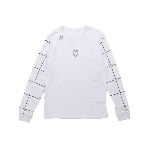 Мужские футболки Nike