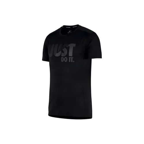 Nike Мужские черные футболки