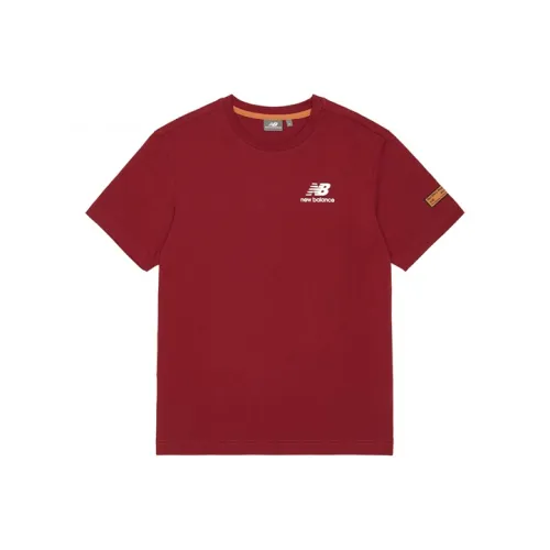 New Balance Красный Унисекс T-рубашки