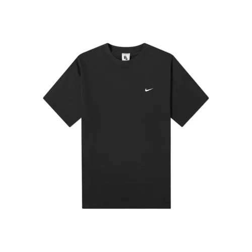 Nike Мужские черные футболки