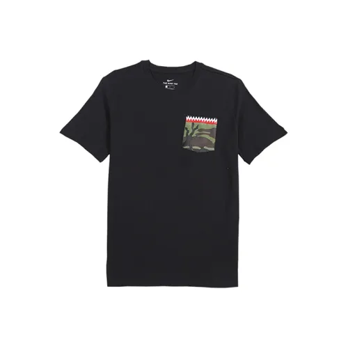 Мужские футболки Nike