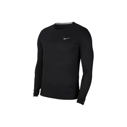 Nike Бег Т-Рубашка Мужская Черная