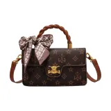 Коричневый