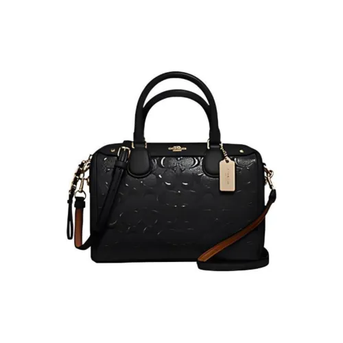 COACH Bennett Клатчи Женские