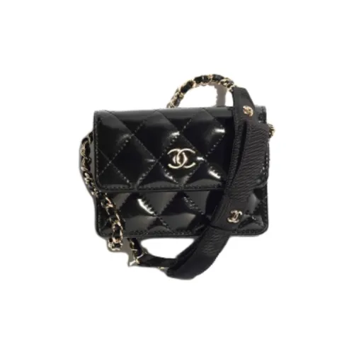 CHANEL Сумки через плечо Женские