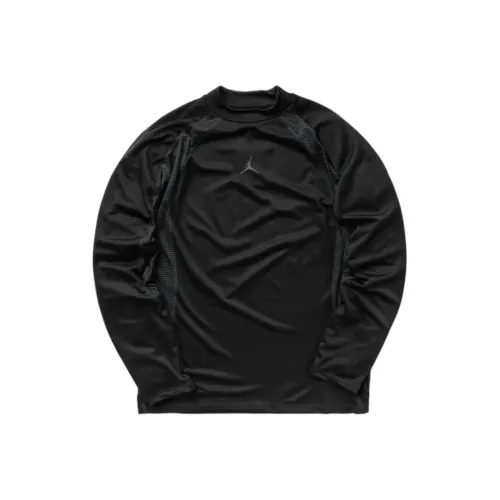 Nike Мужские черные футболки