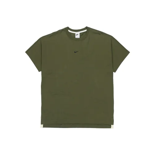 Nike Армейский зеленый Мужской T-рубашки