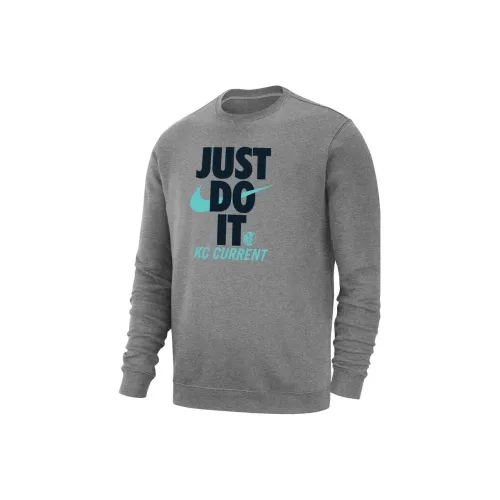 Nike Светло-серые Мужские T-рубашки