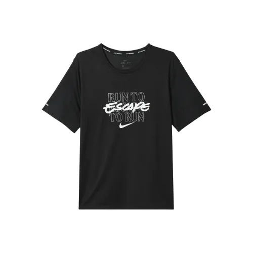 Nike MILER Черная Мужская T-Рубашка