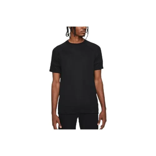 Nike Мужские черные футболки