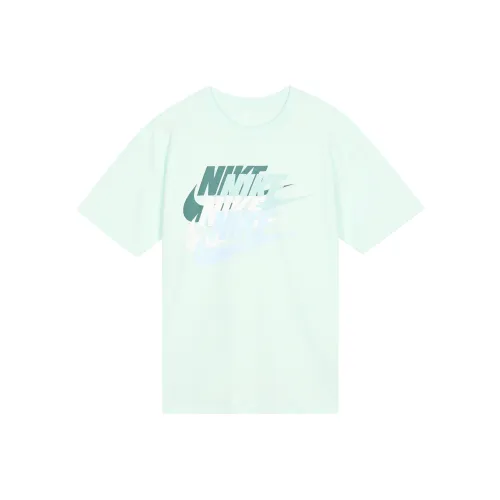 Nike Светло-зеленые Мужские T-рубашки
