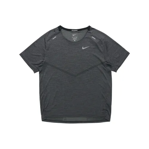 Nike Dri Fit Темно-серый Мужской T-рубашки