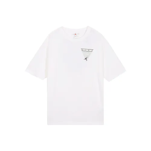 Jordan Flight Essentials Белый Мужской T-рубашки