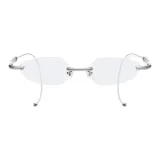 Серебристый