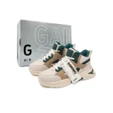 Бежевый, зеленый, коробка.