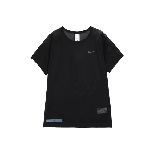 Nike Мужские черные футболки