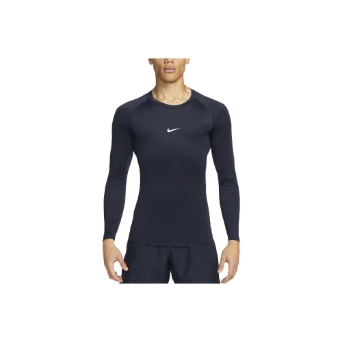 nike Темно-синие мужские футболки