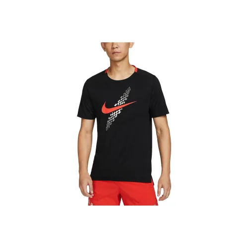 Черная мужская беговая футболка Nike