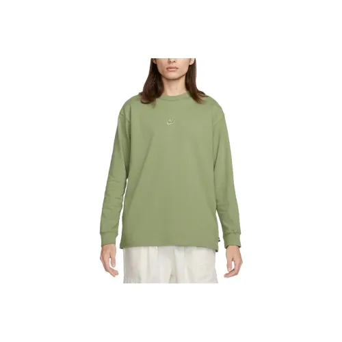 Nike Армейский зеленый Мужской T-рубашки