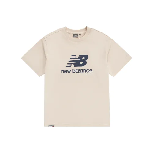 New Balance Светлый хаки Мужская футболка с коротким рукавом