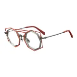 Красно-серый