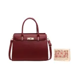 Красная коробка