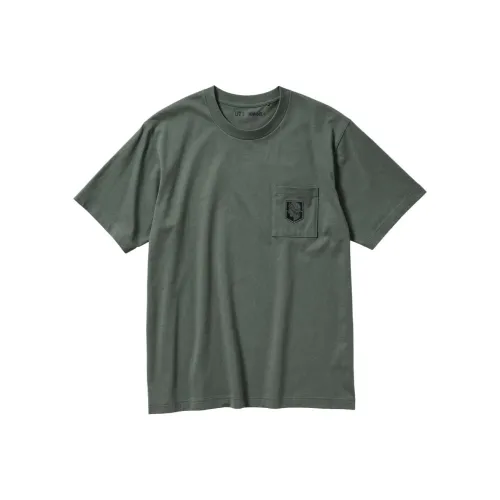 Uniqlo x Attack on Titan FW23 T-Shirt Унисекс Зеленый