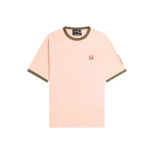 FRED PERRY Розовые Мужские T-рубашки