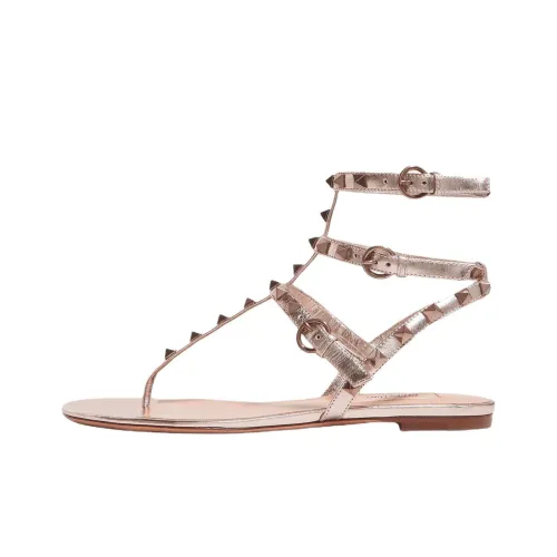 Сандалии Valentino Rockstud в римском стиле женские розовые