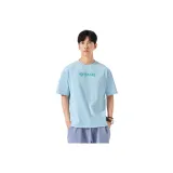 Прозрачная вода, синий цвет