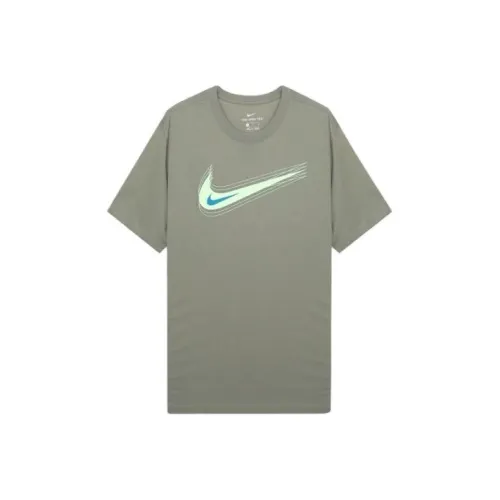 Nike Светло-зеленые Мужские T-рубашки