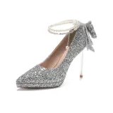 Серебристый