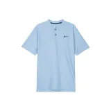 Светло-сапфирово-синий