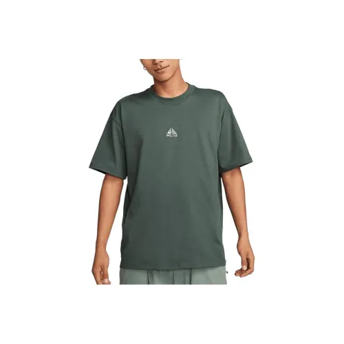 Nike Армейский зеленый Мужской T-рубашки