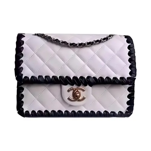 CHANEL 22c Early Spring Овчина Золотая монета Тофу Сумка Сумка через плечо Сумка на плечо Средняя Женская Белая