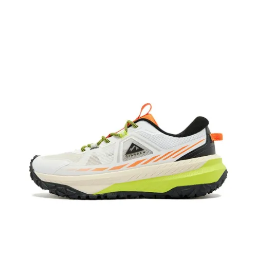 QIAODAN Slip-resistant Abrasion-resistant Low-top Trail Running Shoes Men's White Green Black QIAODAN Противоскользящие Износостойкие Низкие Кроссовки для Беговых Пути Мужские Белый Зеленый Черный