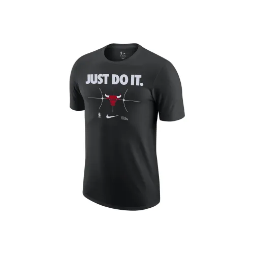 Nike Chicago Bulls Essential T-Shirt Chicago Bulls Мужской Черный