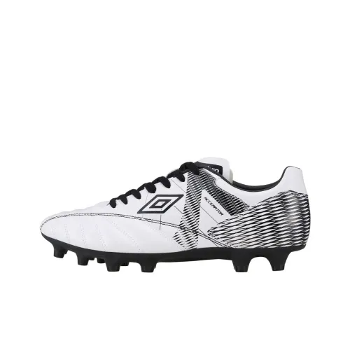 Umbro Accelerator Футбольные бутсы Низкий Топ Черный Белый Унисекс