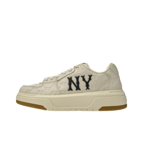 MLB New York Yankees Slip-resistant Abrasion-resistant Low-top Skateboard Shoes Unisex Ivory