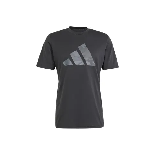 Adidas Платье с хвостом Essentials Seasonal BRAND LOVE CAMO TEE T Рубашка Мужской Черный