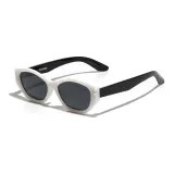 Белая оправа с серыми линзами