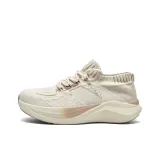 Бежево-коричневый