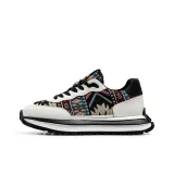 Чёрно-белый