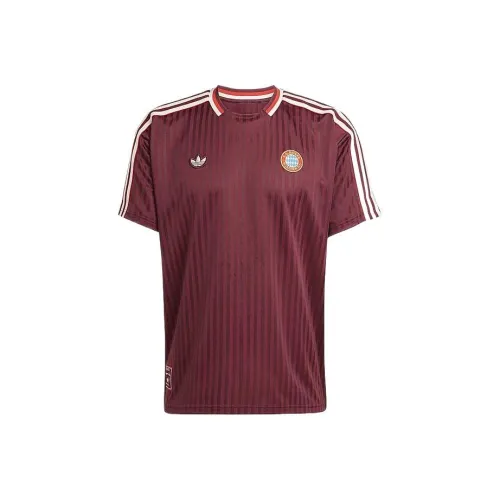 Adidas Red Мужская T-рубашка