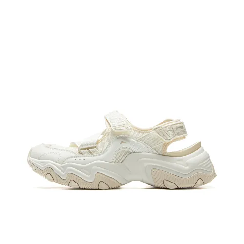 LINING Cat Paw SANDAL Горная обувь Бежевый Женский