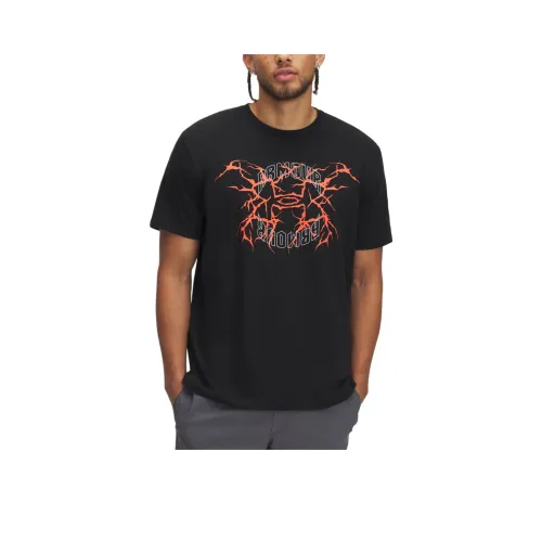 Under Armour Thunder Логотип T-Рубашка Мужская Черная GOD OF WAR Красная Светоотражающая