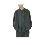 Темно-серый