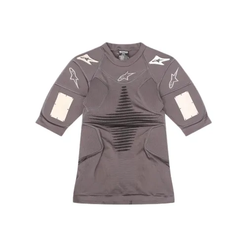 HELIOT EMIL x Alpinestars RESERVE SS24 T Рубашка Унисекс Серый