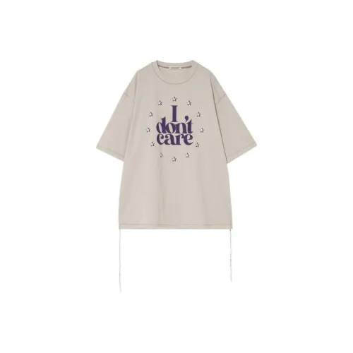 Undercover Светло-бежевые Мужские T-рубашки